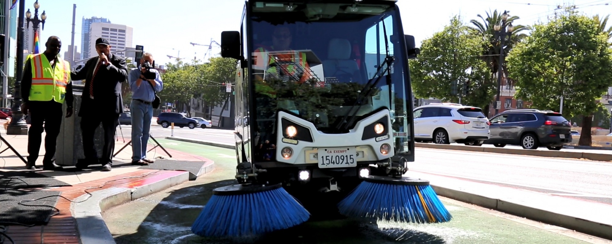 street sweeper for bike lanes